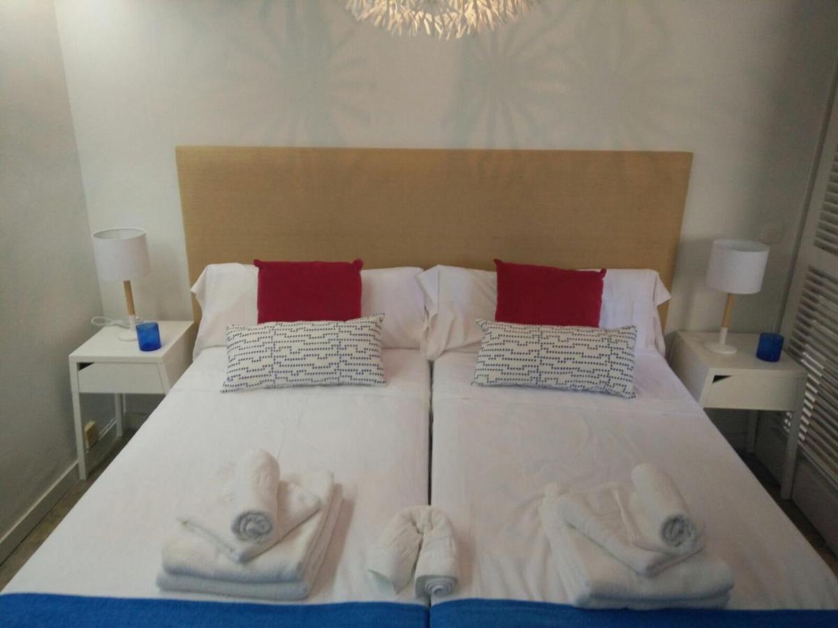 Centro Colon Apartment Madrid Luaran gambar